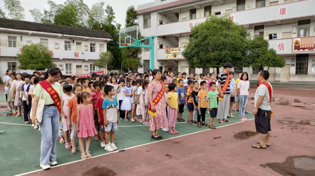 鄉(xiāng)村振興齊發(fā)力，暑期禁毒進校園——綏寧禁毒辦借助湖南師大大學生暑期社會實踐開展禁毒宣傳活動