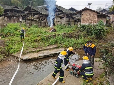 全力打造“一镇一村一消防” 实现消防救援力量全覆盖  邵阳闯出基层消防治理新路子