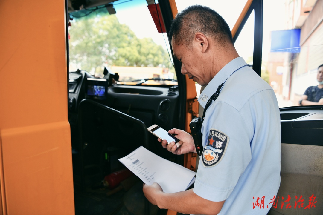 新學期臨近 津市交警啟動校車安全大檢查