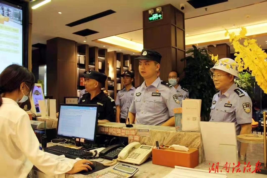 明月鉴忠诚,中秋我护航——大祥公安圆满完成第三次夏季治安巡查宣防集中统一行动_邵阳头条网