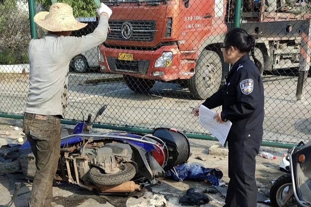 安鄉(xiāng)集中拆解報廢車輛 消除道路安全隱患