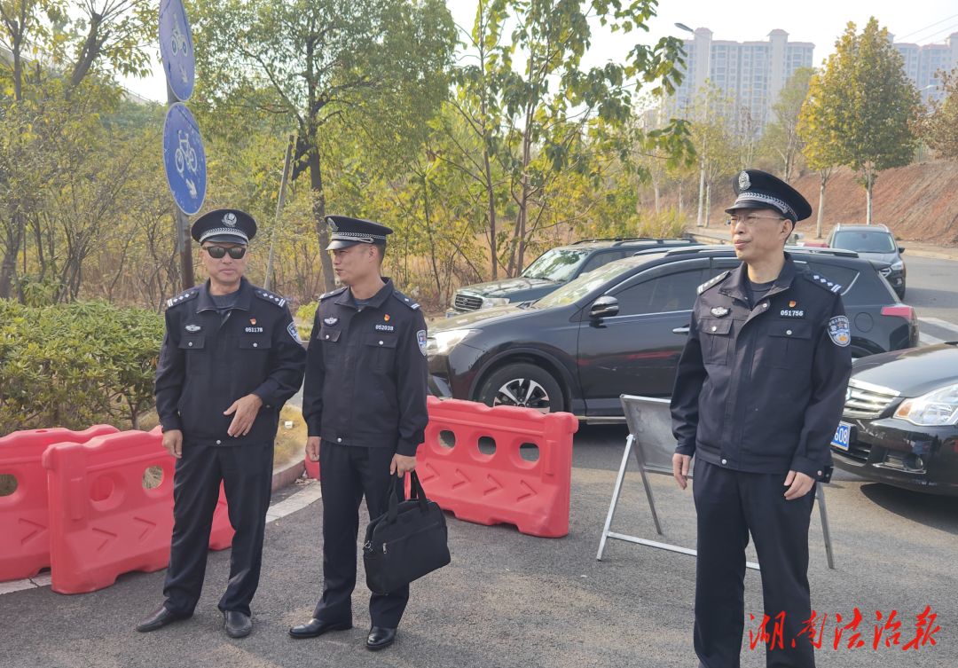 湘潭交警組織開展實(shí)戰(zhàn)大練兵最小作戰(zhàn)單元專項(xiàng)訓(xùn)練