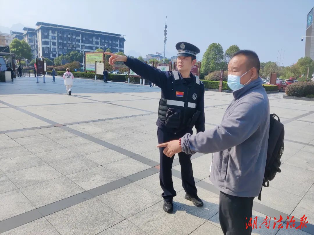 景区卫士李新辉：既是安保员，又当宣传员