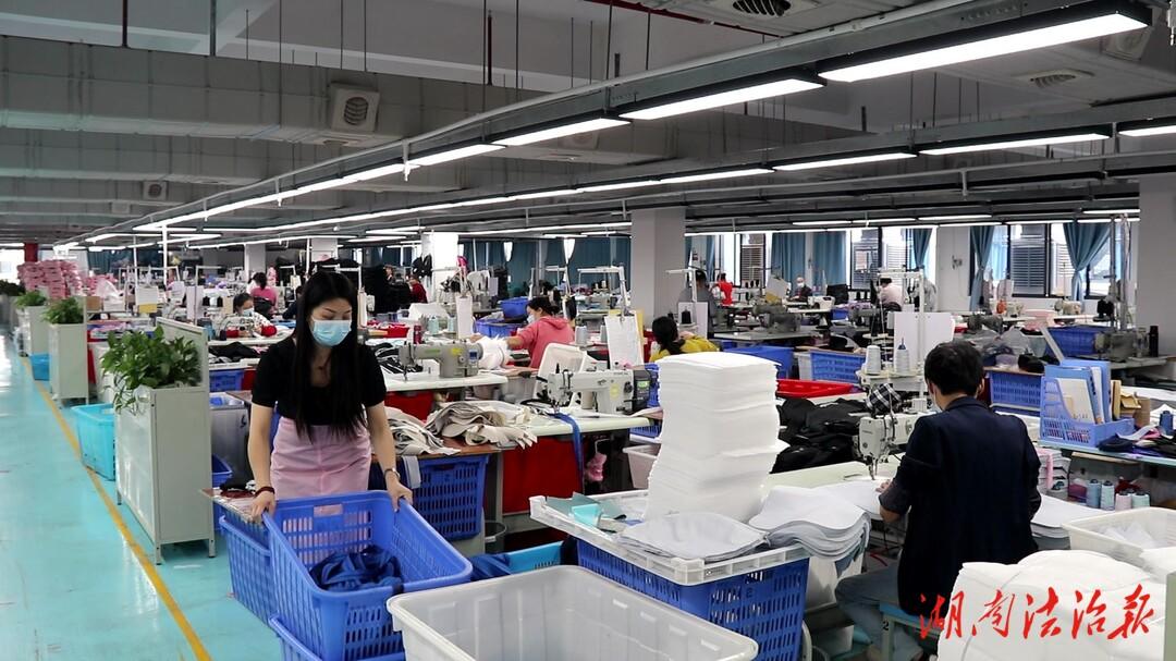 企业家看二十大丨湖南阳光箱包袁仕伟:质量强国指明发展方向 借力“一带一路”开拓国际市场_邵阳头条网