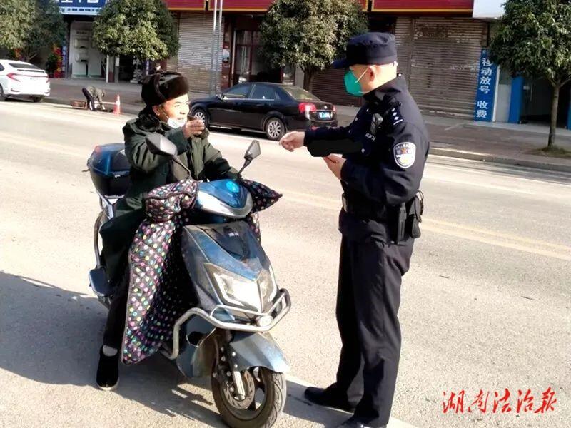 雀塘派出所:聚焦群众“头”等大事 持续推进“戴帽工程”专项整治_邵阳头条网