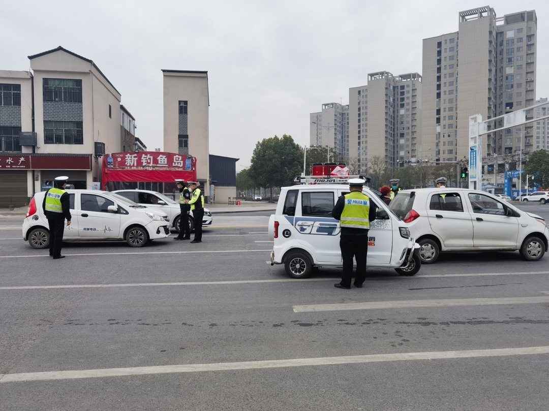 安鄉(xiāng)： 冬季交通安全專項行動掀高潮 ＂電三電四＂違法整治再下重拳