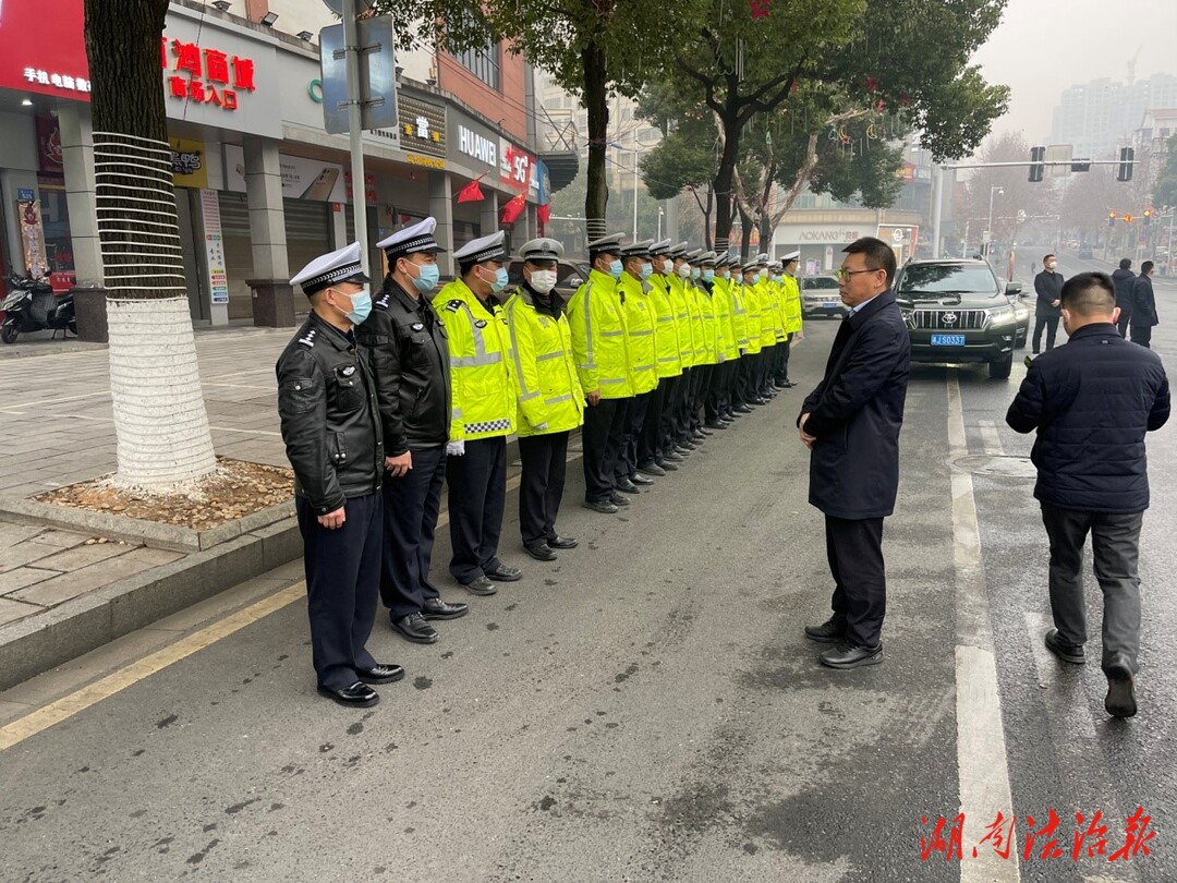 暖警心，振士氣！車世忠一行慰問春節(jié)常德經開區(qū)一線交警