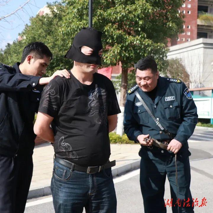 反恐演练进校园 警校联动护安全_邵商网