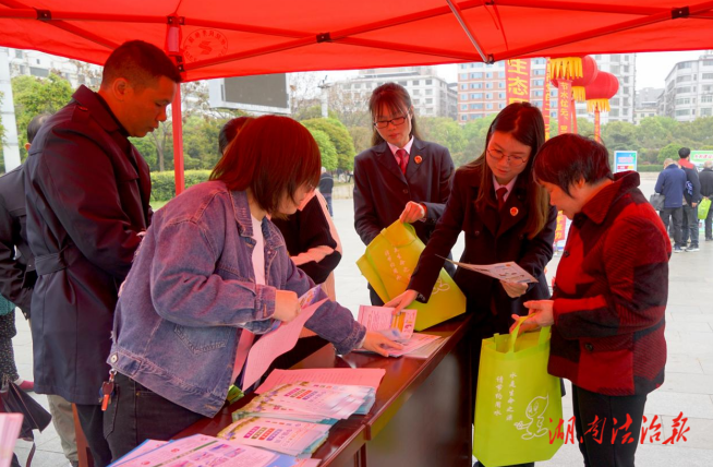 守护水清河畅——耒阳市人民检察院开展“世界水日”“中国水周”主题宣传活动
