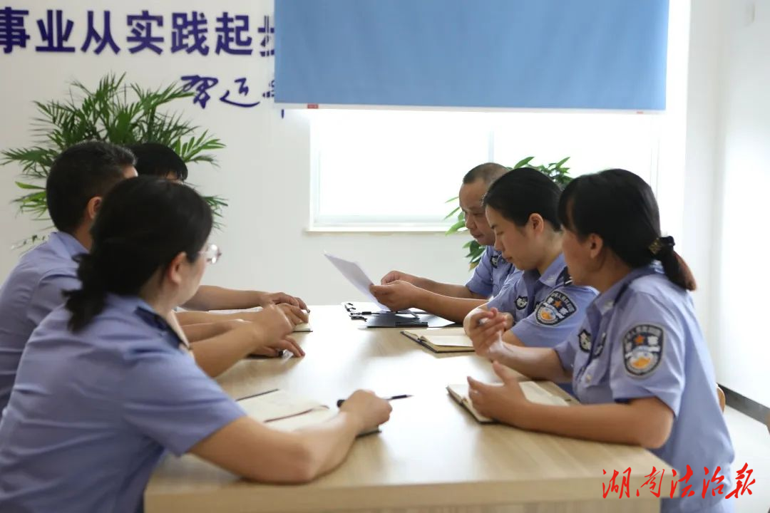 筑牢企業(yè)安全穩(wěn)定底線——龍嶺工業(yè)園園區(qū)警務(wù)隊工作側(cè)記