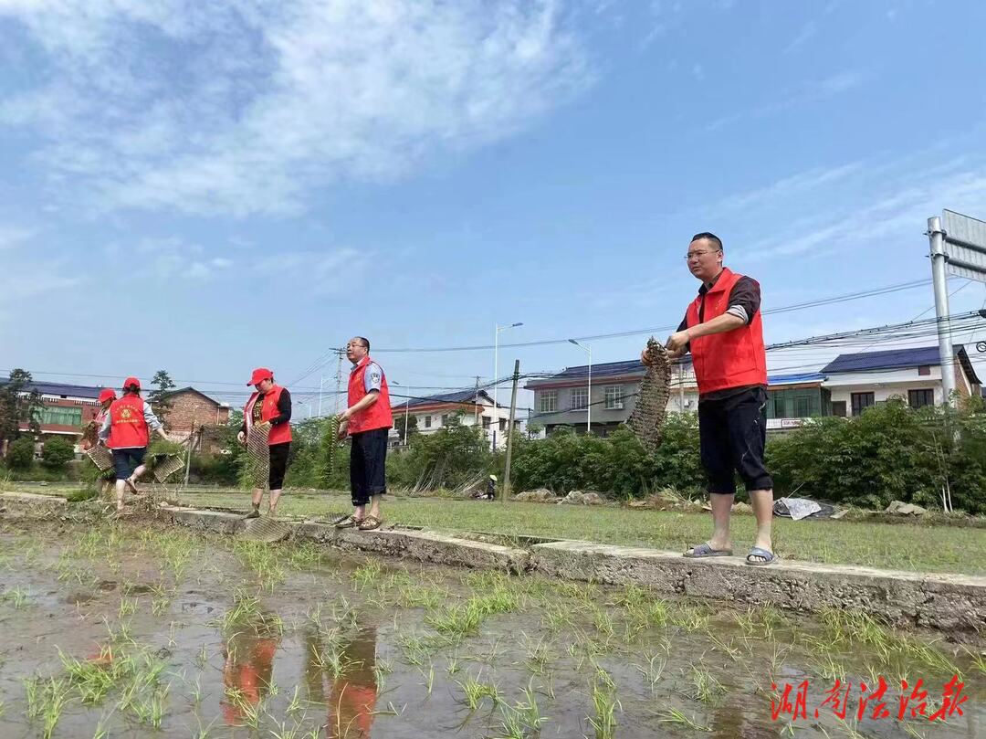 干基層工作要放開膽子放下架子 ——記湘鄉(xiāng)市月山鎮(zhèn)黨委副書記、政法委員左輝煌