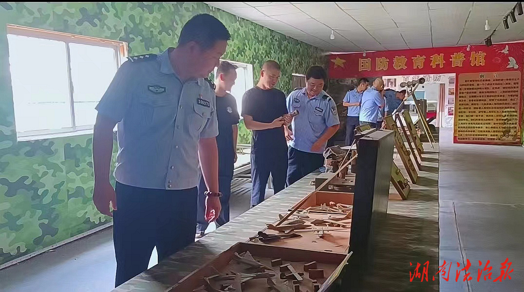 常德桃花源交警開展“不忘初心 永鑄軍魂”主題黨日活動(dòng)