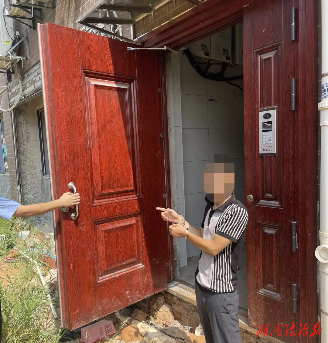 雙峰縣公安局永豐水陸派出所破獲系列手機(jī)被盜案