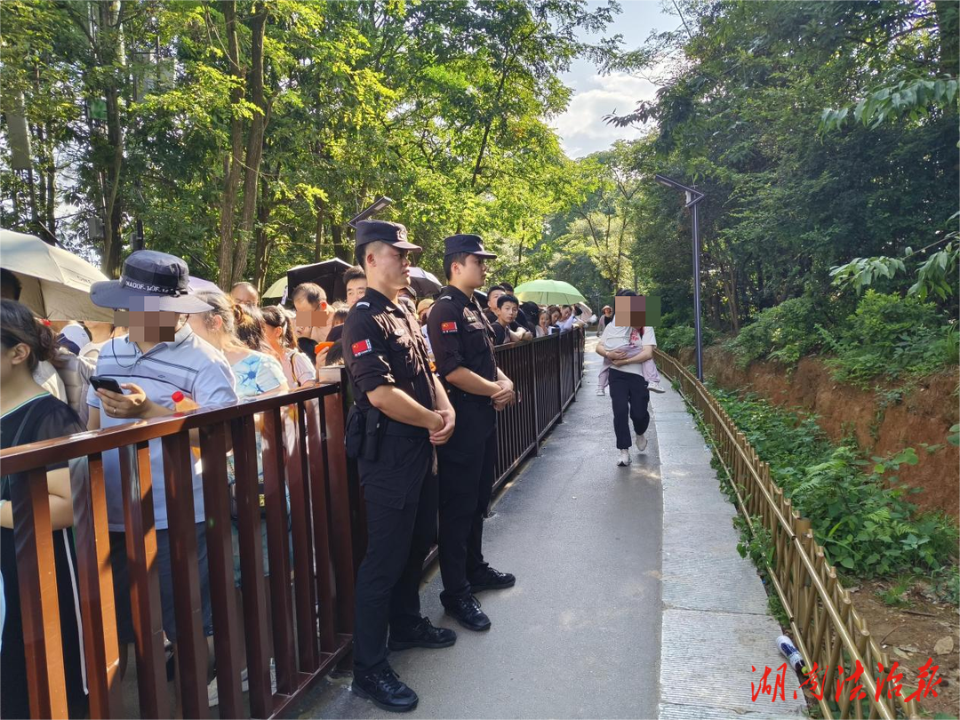 “警”“景”相連——武陵源公安全力護(hù)航景區(qū)平安