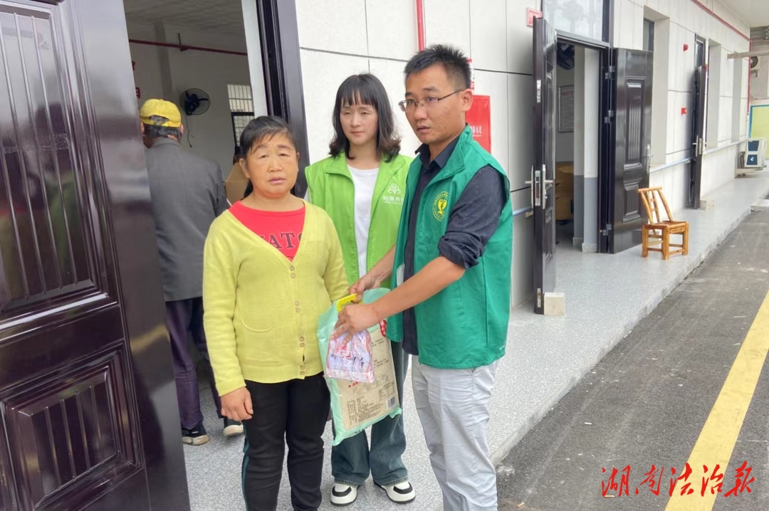臨澧縣刻木山鄉(xiāng)：情系養(yǎng)老院 愛暖殘疾人