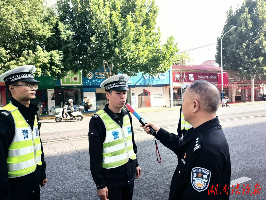 安鄉(xiāng)交警：持續(xù)推進(jìn)全面從嚴(yán)管黨治警走深走實(shí)