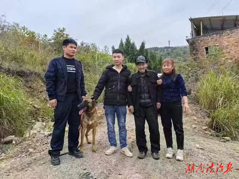 警犬“一刀”，記功一次！