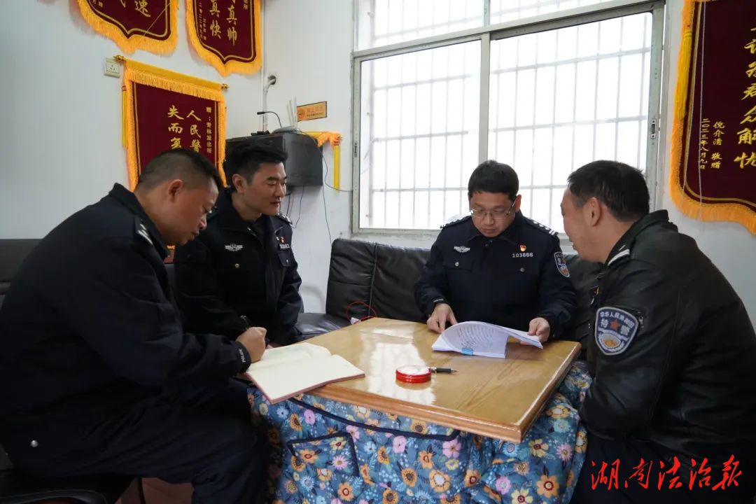 桃源公安：唐駿深入基層派出所督導整治打牌賭博專項行動