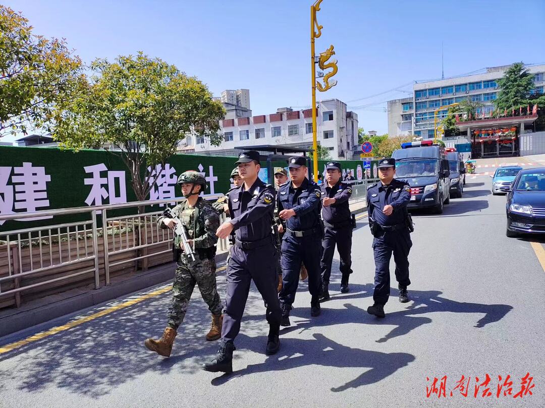 再創(chuàng)佳績！龍山公安榮獲全州“平安建設(shè)”先進(jìn)單位