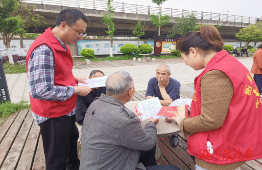 五一街道草橋社區(qū)開展禁毒和平安建設(shè)宣傳活動(dòng)