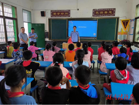 守護童年，普法先行——塔山司法所送法進校園