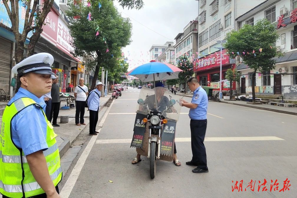 聯(lián)合執(zhí)法！盯緊農(nóng)村地區(qū)道路交通安全不放松