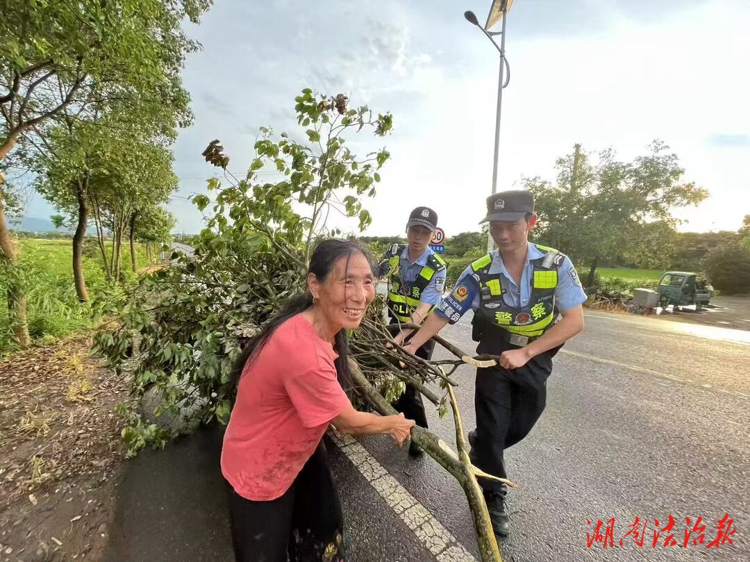 【新警日記】云銷雨霽后，繪彩徹區(qū)明