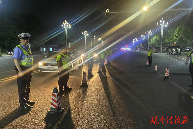 一夜查獲酒駕2起，醉駕5起！常德經(jīng)開(kāi)區(qū)交警嚴(yán)查酒醉駕