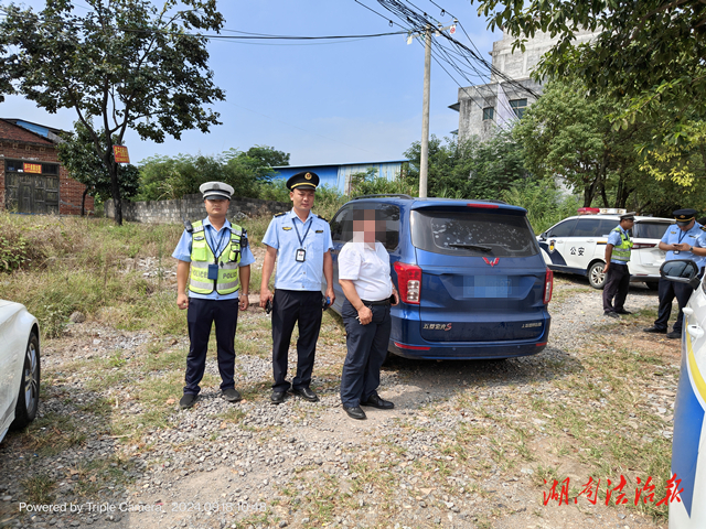 道縣：非法營運還超員 交警查獲除隱患