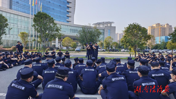 晨練鑄精兵 夜訓(xùn)強(qiáng)技能