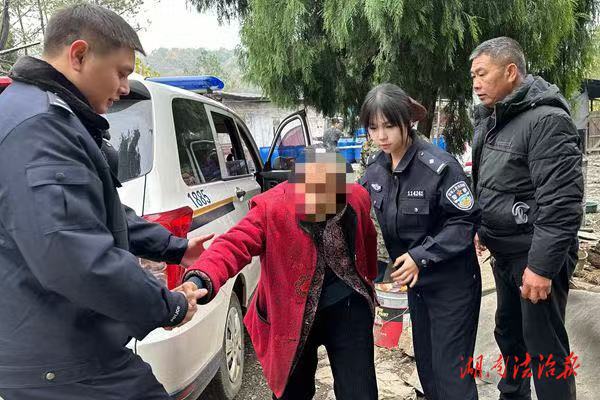 老人迷路忘歸途，民警暖心守護(hù)“回家路”