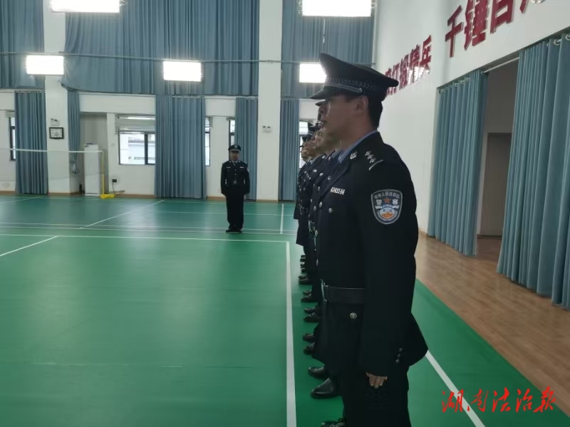 婁底市強(qiáng)制戒毒隔離所立足實(shí)效扎實(shí)開展 民輔警實(shí)戰(zhàn)大練兵活動(dòng)