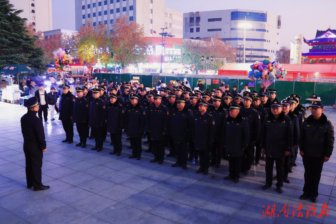 岳陽城管：跨年夜守護城市安寧