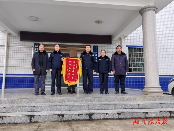 家庭矛盾導(dǎo)致孩子6年無戶口，民警多方調(diào)解成功為孩子落戶!