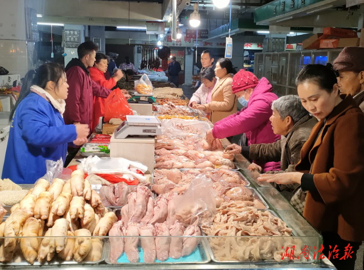 零陵：節(jié)日城鄉(xiāng)農(nóng)貿(mào)市場(chǎng)物美價(jià)廉 一派繁榮