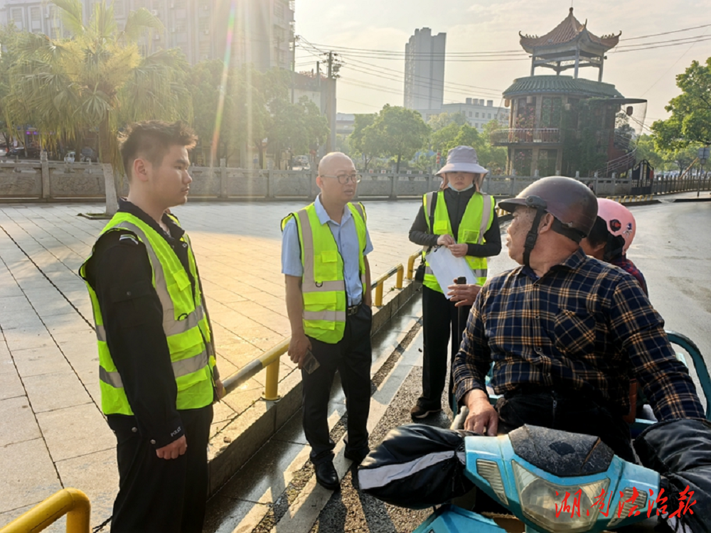 新田縣龍泉街道：扎實(shí)開展道路交通安全宣傳勸導(dǎo)活動(dòng)