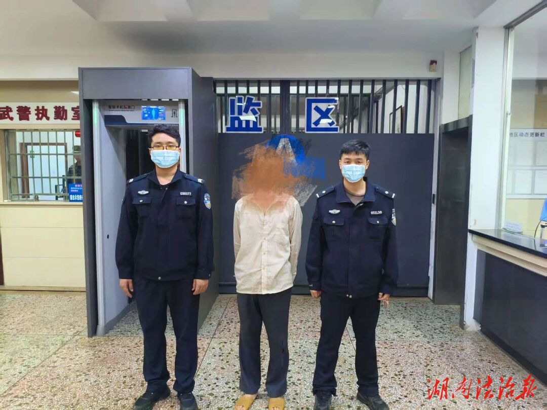 專偷鄰居！這個"牌桌賭徒"栽了——譚家山派出所破獲系列盜竊案
