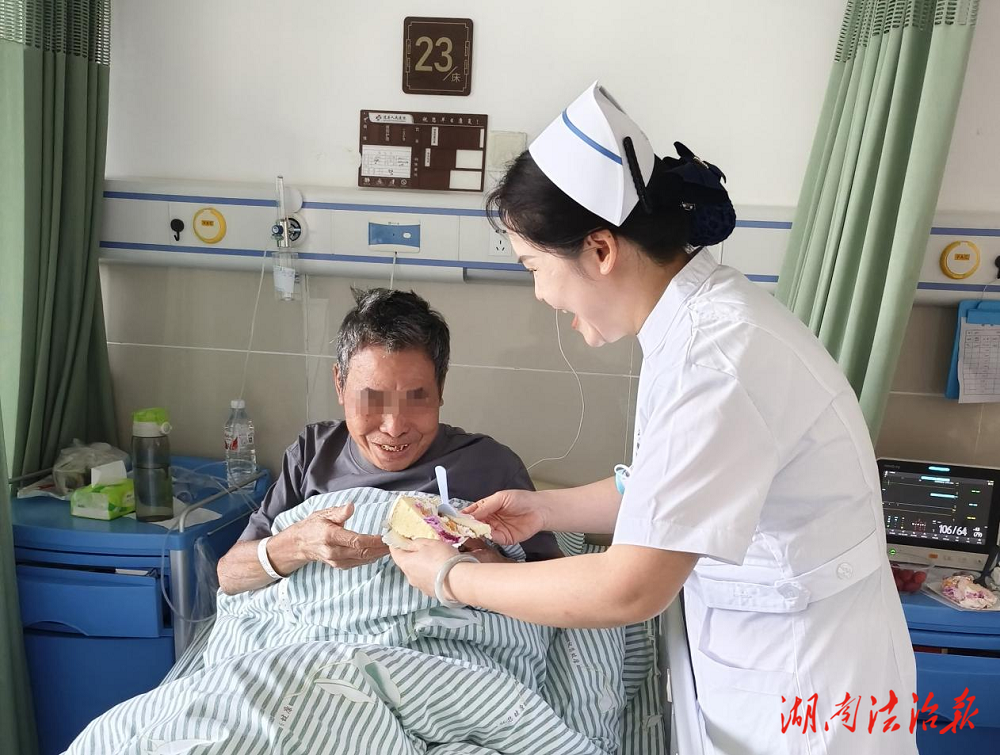 醫(yī)療服務(wù)提升年‖道縣人民醫(yī)院：病房飄香傳祝福 醫(yī)患同心話安康