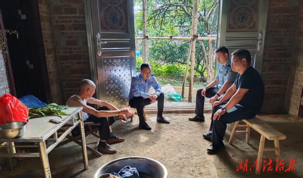 祁陽市公安局梅溪派出所踐行新時(shí)代"楓橋經(jīng)驗(yàn)"化解村民糾紛