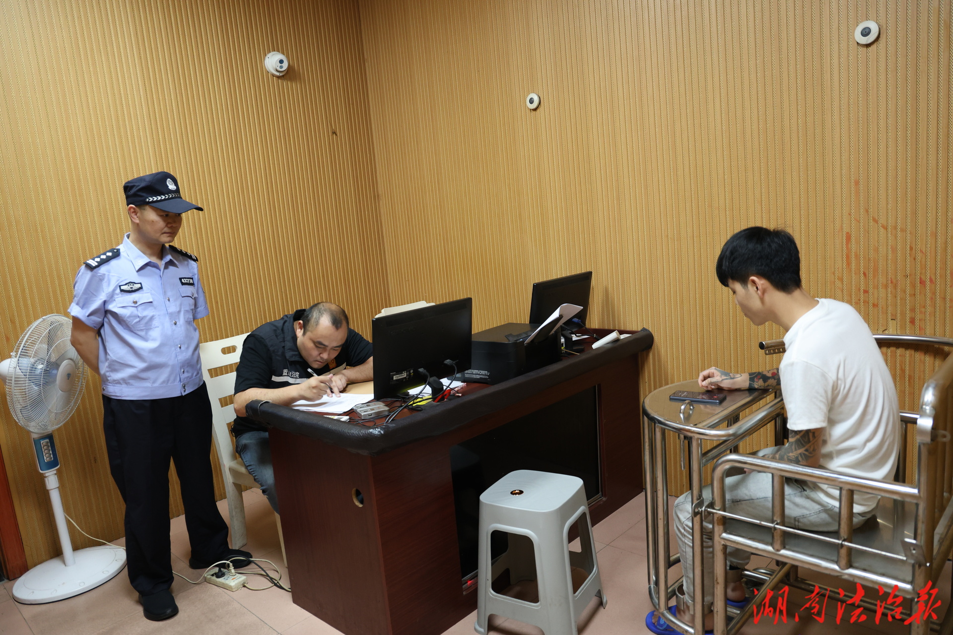 【“未執(zhí)行到位案件”集中執(zhí)行專項行動】警法聯(lián)動顯威力 強制執(zhí)行促和解