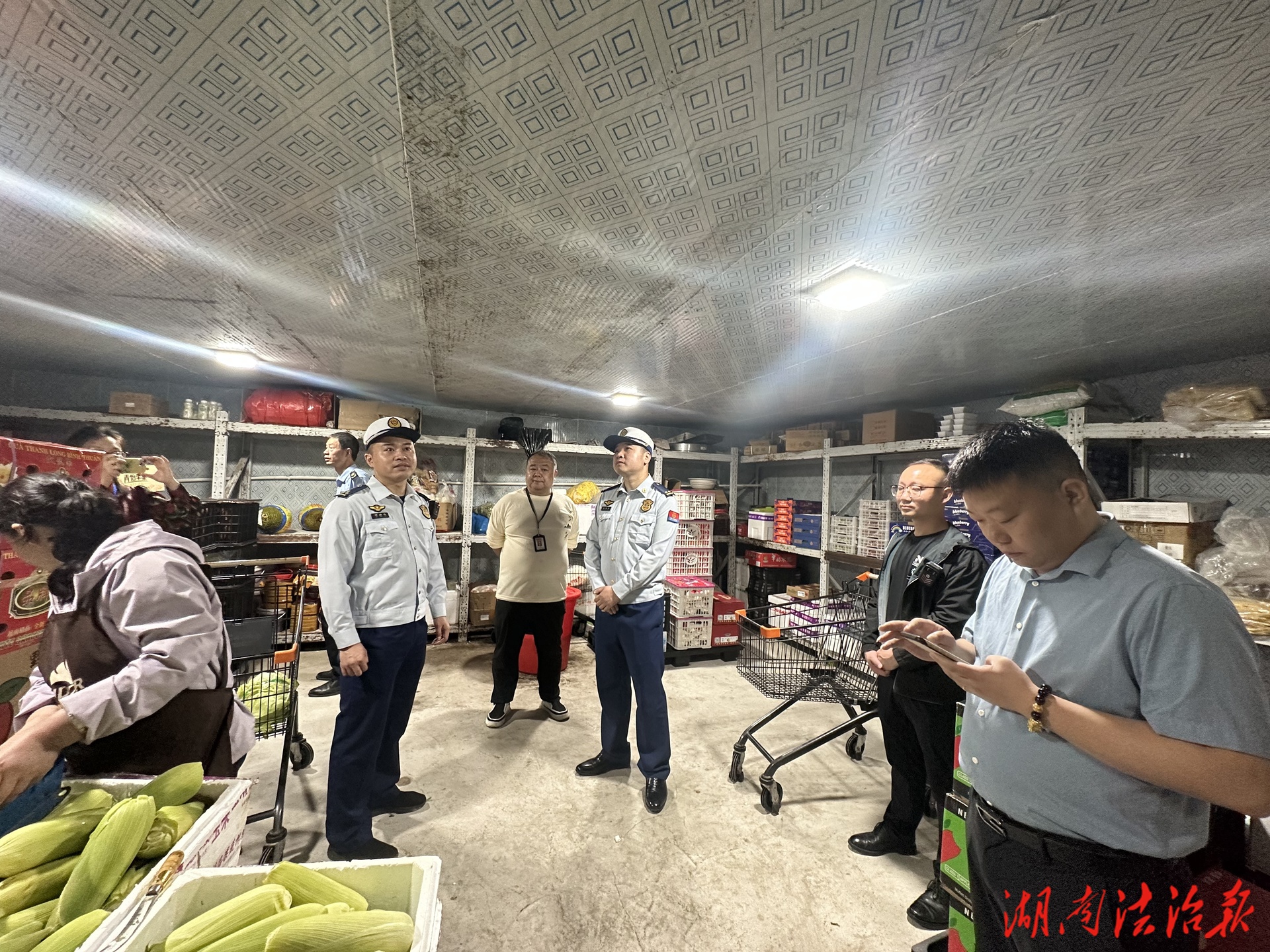 邵東消防聯(lián)合多部門開展動(dòng)火作業(yè)和建筑保溫材料專項(xiàng)檢查