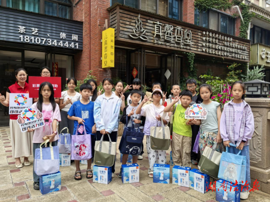 六一暖童心 巾幗護(hù)成長|蒸湘區(qū)婦聯(lián)“愛心媽媽”托起困境兒童別樣童年