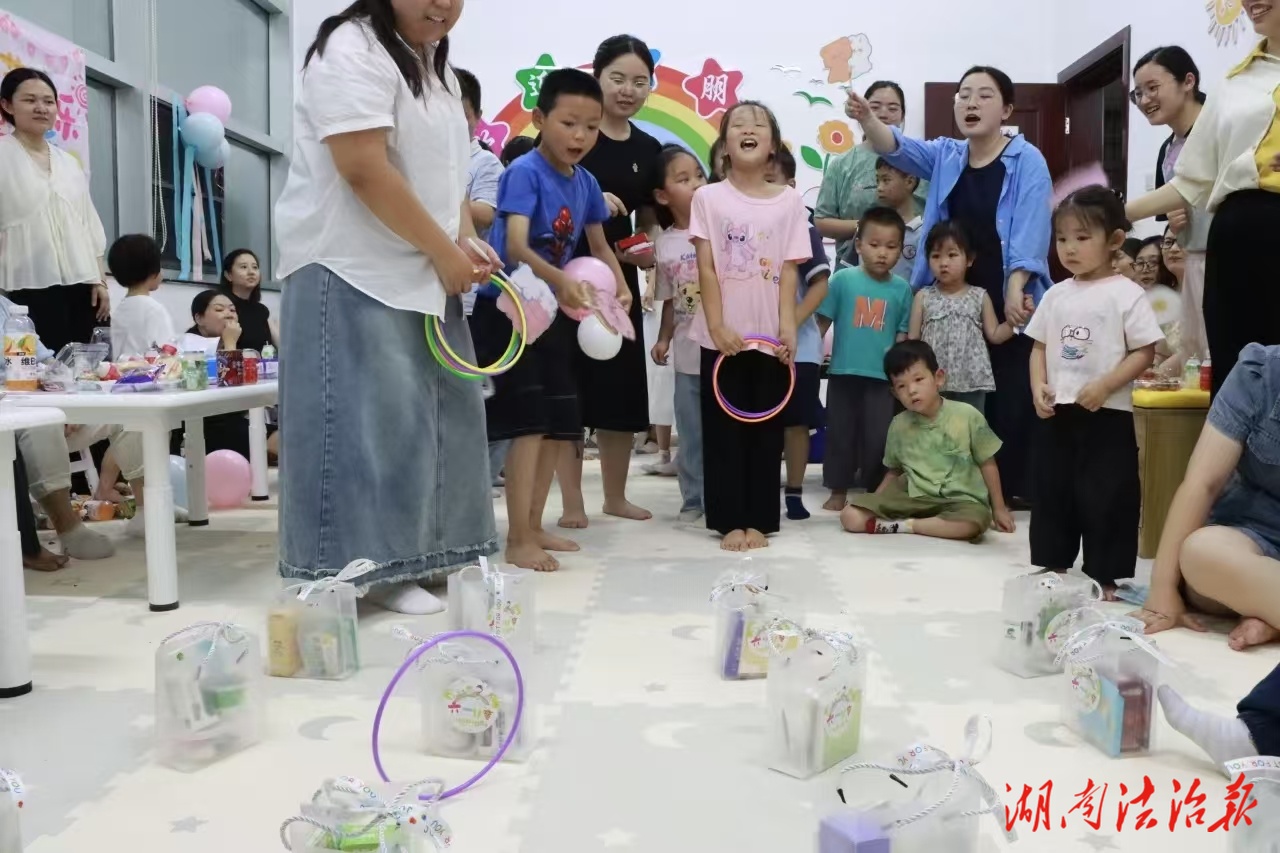 童心涌向黨 六一同筑夢(mèng)——南縣法院開展“慶六一”系列活動(dòng)