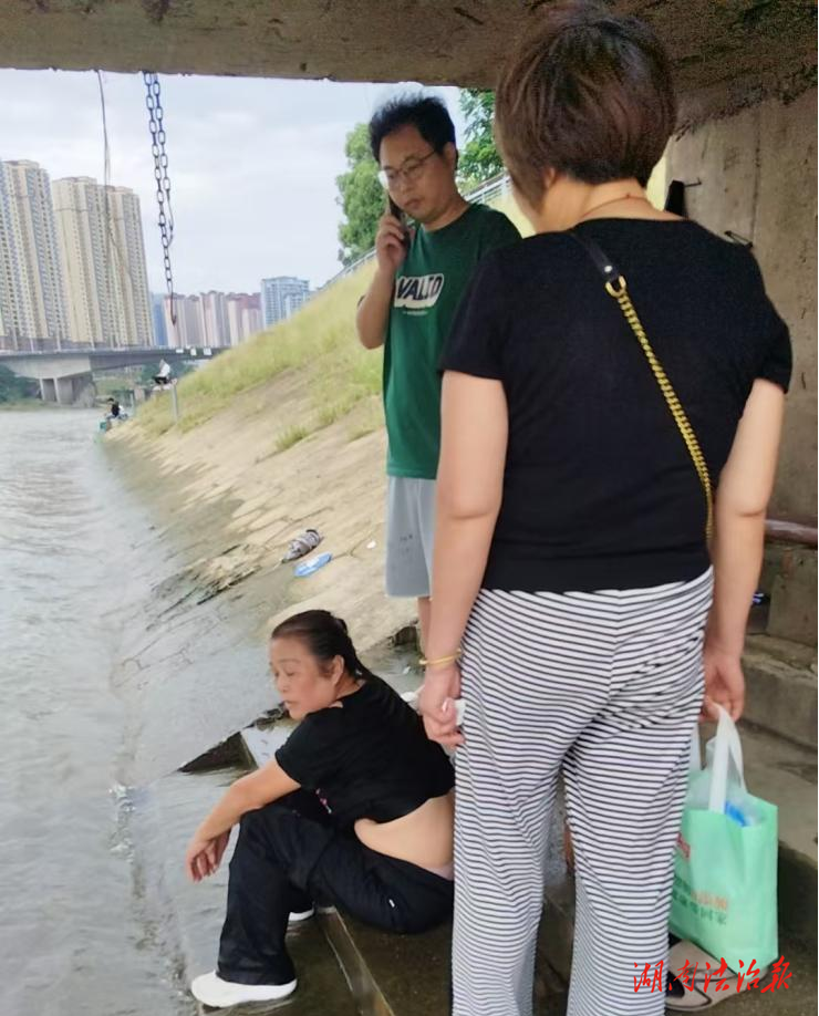 冷水灘區(qū)環(huán)衛(wèi)和園林中心端午期間為城區(qū)潔凈安全賦能