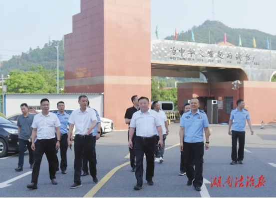 【護(hù)航高考】衡山公安全力以赴守護(hù)學(xué)子“趕考路”