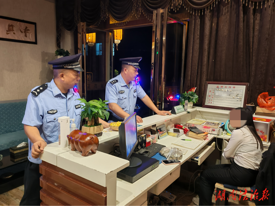 鳳凰公安開展高考后統(tǒng)一清查行動(dòng)