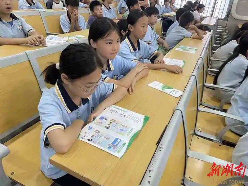 株洲市石峰區(qū)法院云龍法庭開展送法進(jìn)校園活動