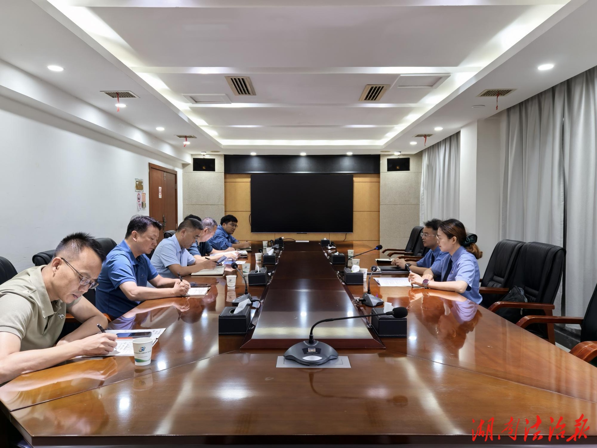 云溪檢察院與岳陽綠色化工高新區(qū)開展安全生產(chǎn)工作專題座談