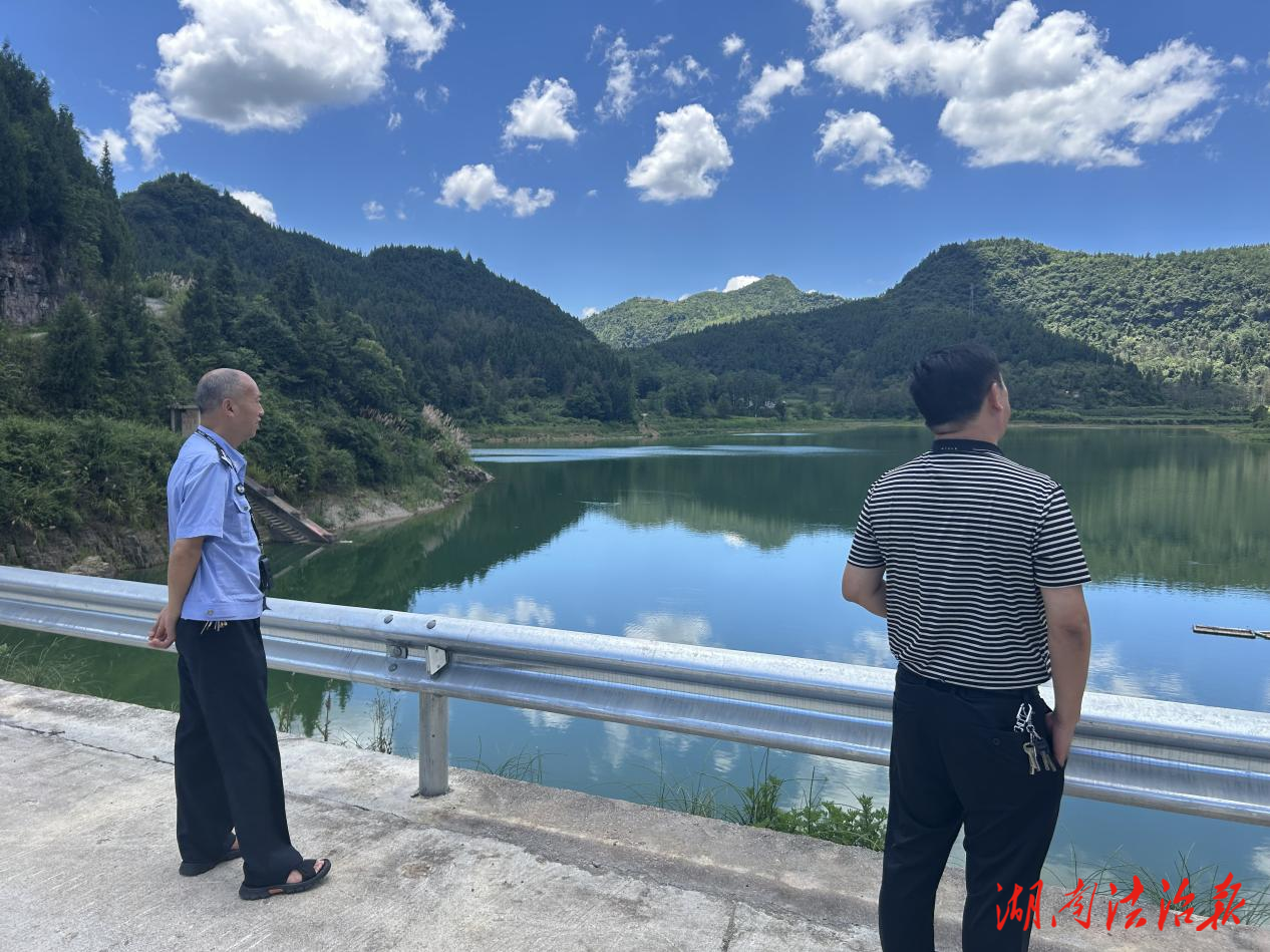 花垣公安：聯(lián)合檢查“警”防溺水，共筑水域“安全網(wǎng)”