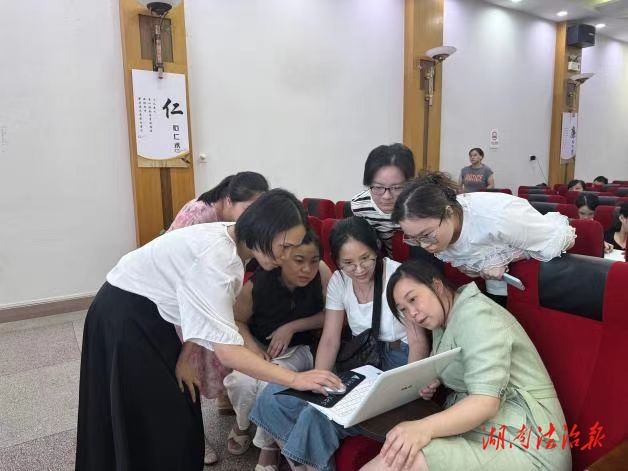湖南省護(hù)理質(zhì)量控制能力提升培訓(xùn)班在邵陽(yáng)市中心醫(yī)院開(kāi)班